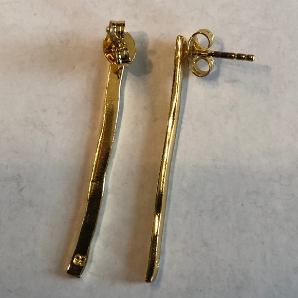 Gorjana *Rare* Taner Bar Earrings - Picture 5 of 6